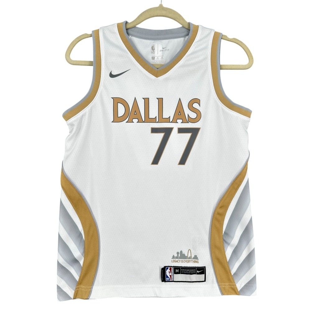 Nike Luka Doncic Dallas Mavericks Jersey White NBA Swingman Legacy 77 Medium
